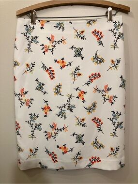 Ann Taylor White Floral Pencil Skirt with Multicolor Blooms